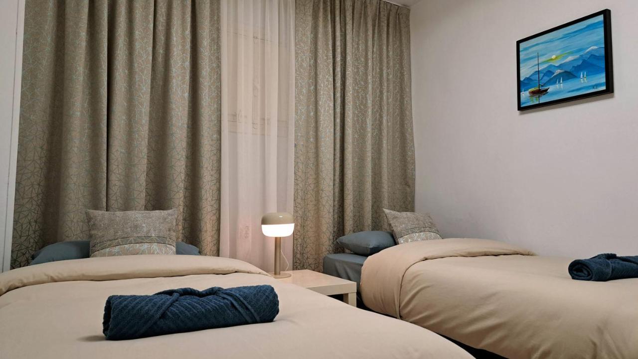 Garden Beach Apartment Torrevieja Ngoại thất bức ảnh