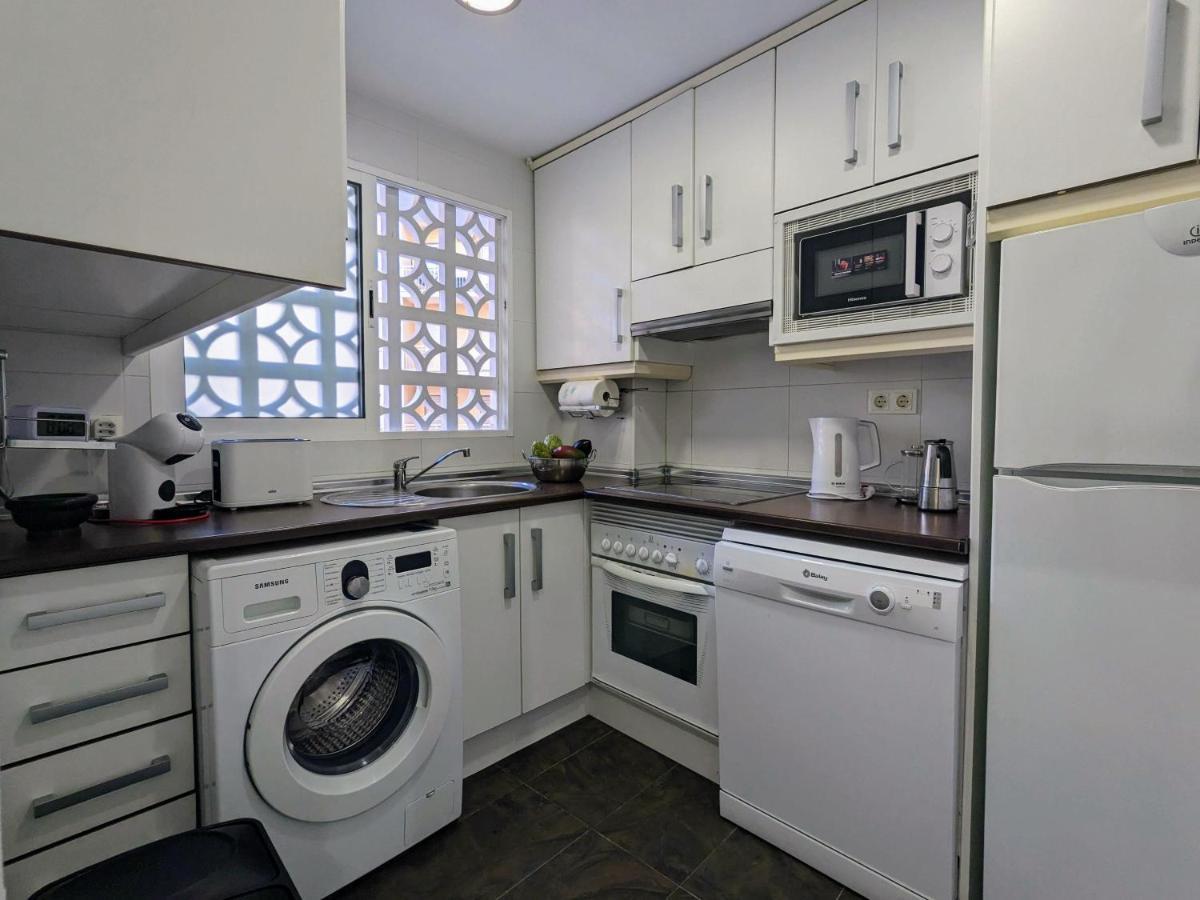 Garden Beach Apartment Torrevieja Ngoại thất bức ảnh