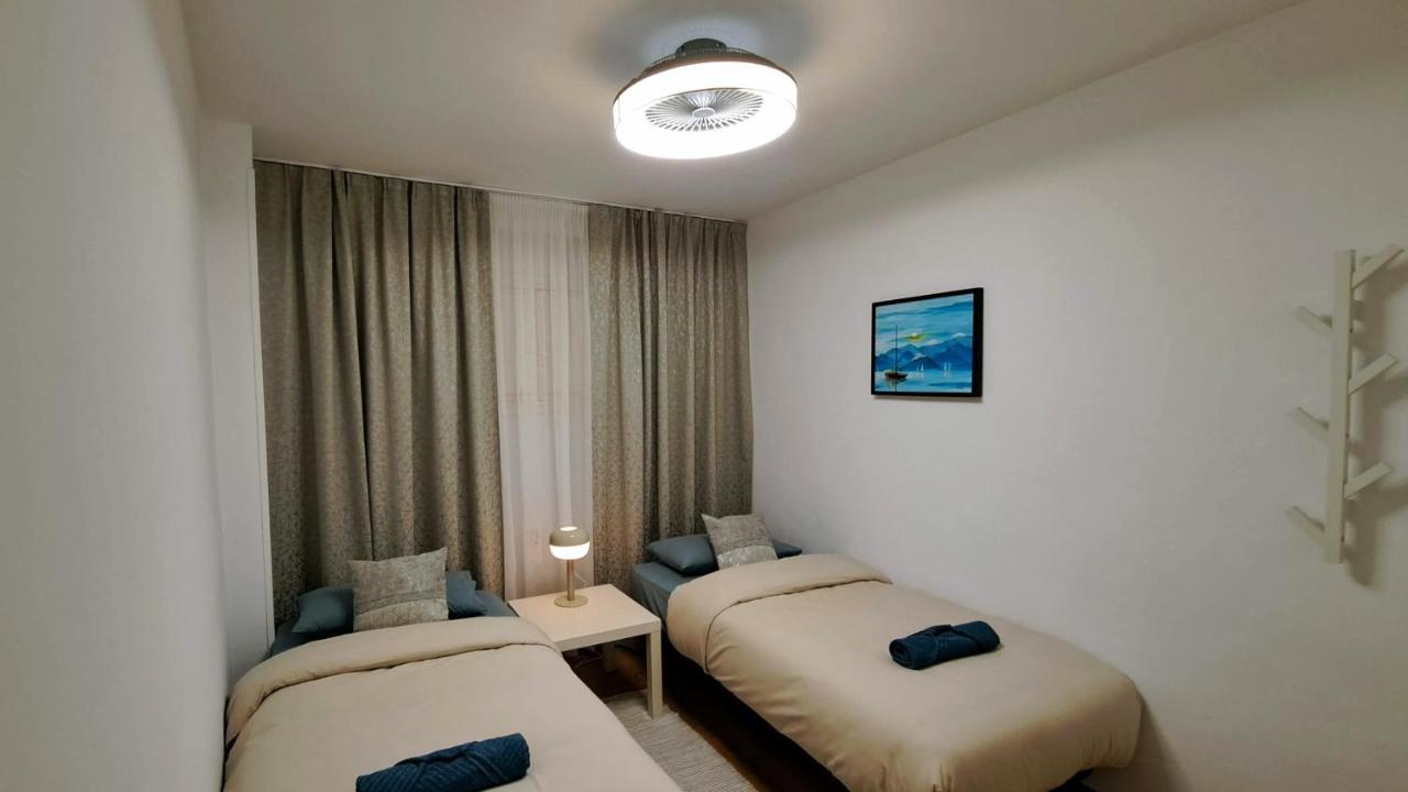 Garden Beach Apartment Torrevieja Ngoại thất bức ảnh